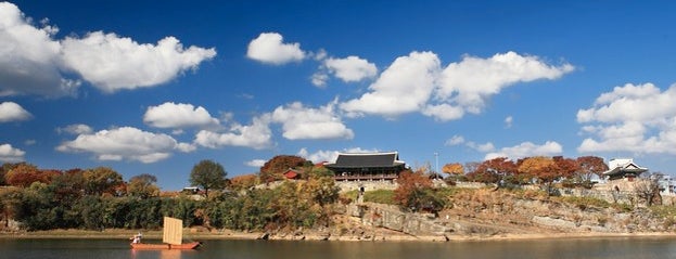 Chok-suk Pavilion is one of CNN's 50 Beautiful Places to Visit in Korea.