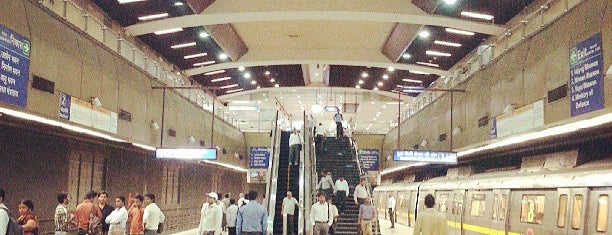 Udyog Bhawan Metro Station is one of Temp HK.