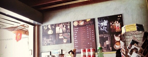 Hi-Pakchong Retro Coffee Shop is one of ปากช่อง.