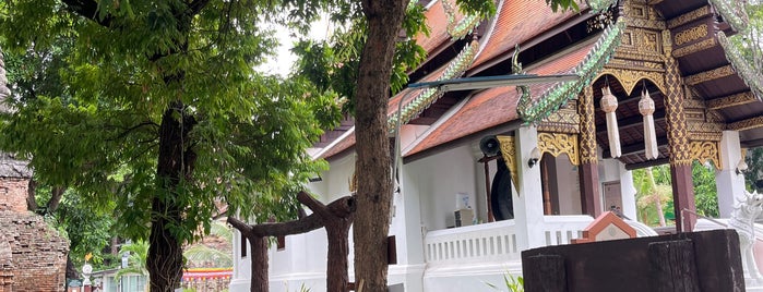 Wat Umong Maha Thera Chan is one of Chiang Mai.