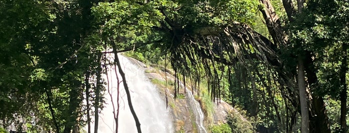 Wachirathan Waterfall is one of thailand.