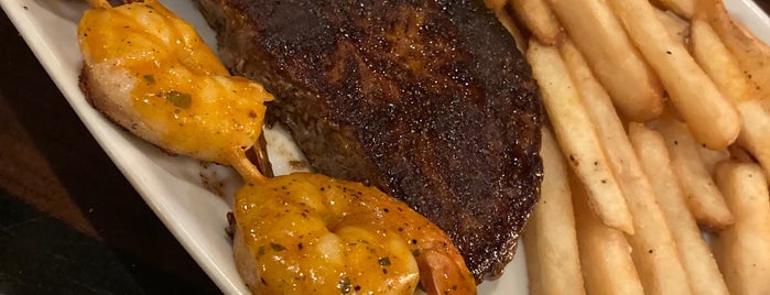 LongHorn Steakhouse is one of Baton Rouge Places to Eat.