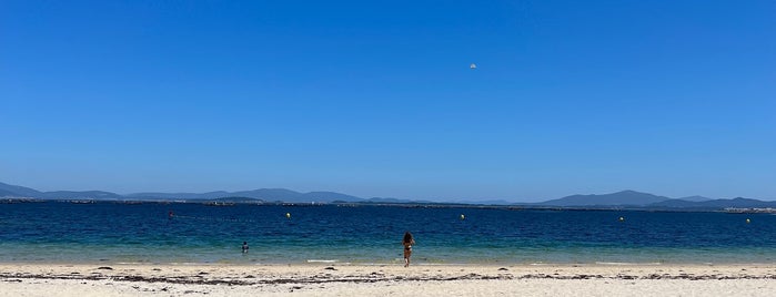 Praia Area Grande is one of Playas en Rías Baixas.