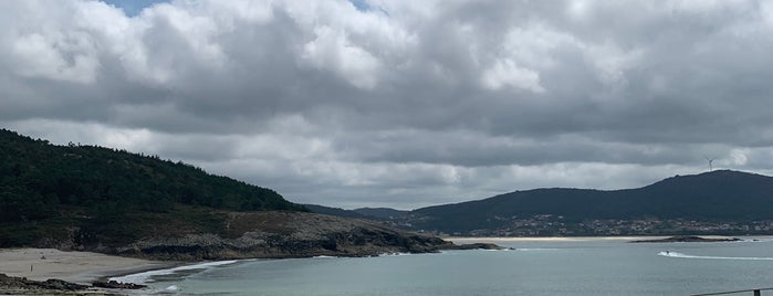 Praia de Valarés is one of Guia de Costa da Morte.