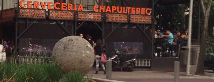 Cervecería Chapultepec is one of Being here.