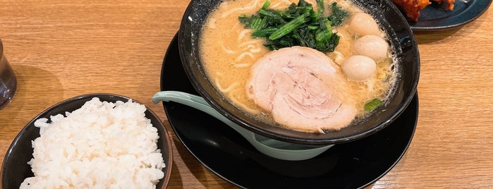 横浜家系ラーメン 一蓮家 布施店 is one of ラーメン.