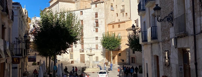Plaça l'Ajuntament is one of Tempat yang Disukai Mario.