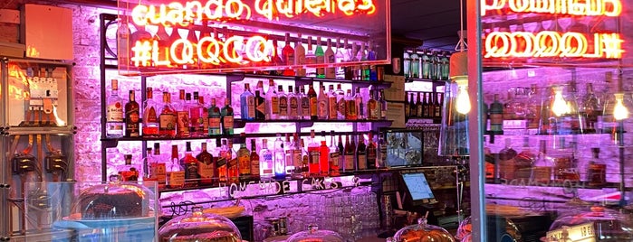 Alsur Café & Backdoor Bar is one of barcelona.