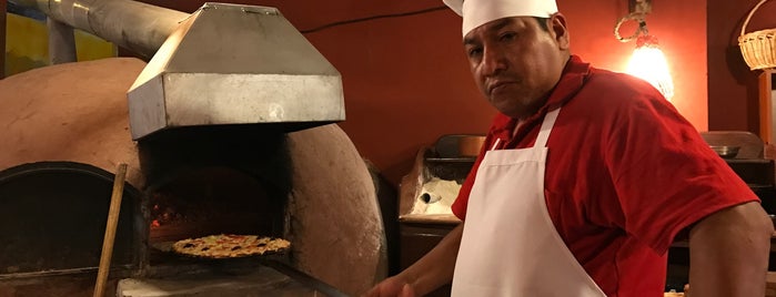 Donatelo Pizza is one of Lugares favoritos de Don.