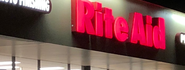 Rite Aid is one of christopherさんのお気に入りスポット.