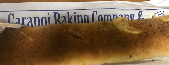 Carangi Baking Company is one of Orte, die Retna gefallen.