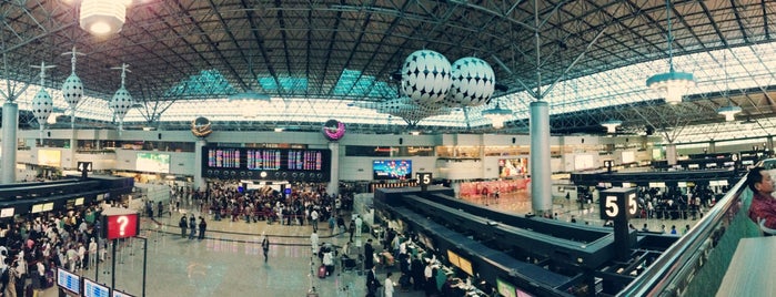 타오위안 국제공항 제2터미널 is one of Airport ( Worldwide ).