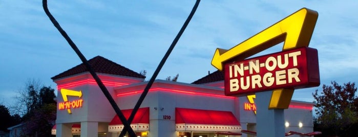 In-N-Out Burger is one of Lunch in Chula Vista.