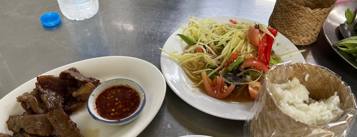 คูลิบเฮง ส้มตำวังหลัง is one of Bangkok Foodie.