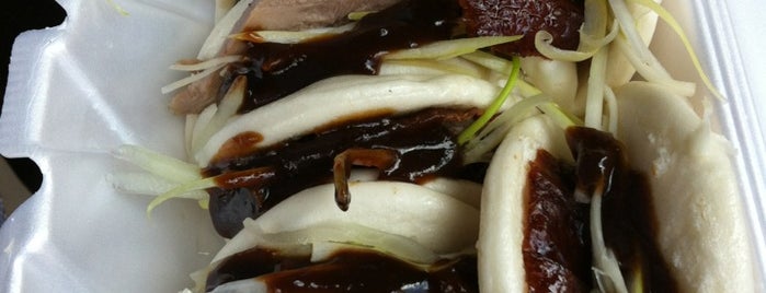 Peking Duck Sandwich Stall is one of Eating & Drinking in the 5 Boros.