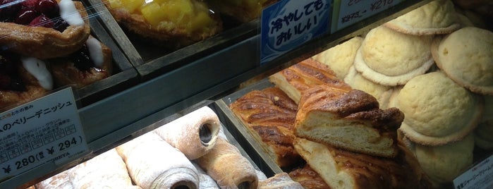 Fresh Bakery Kobeya is one of パン屋 行きたい.