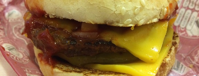 Mostaza is one of The 13 Best Places for Cheeseburgers in Buenos Aires.