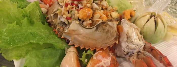 Kia Nguan Mahachai Seafood is one of Siam Square.