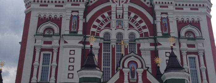 Свято-Пантелеймонівський монастир is one of สถานที่ที่ Y ถูกใจ.