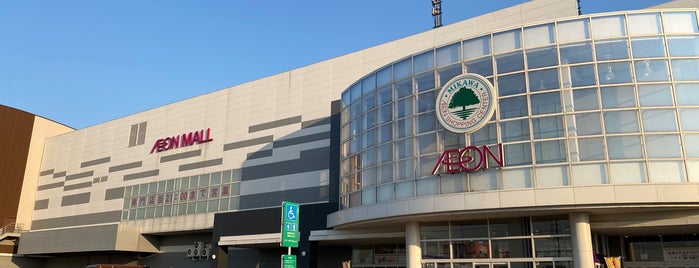 AEON Mall is one of 小売店.