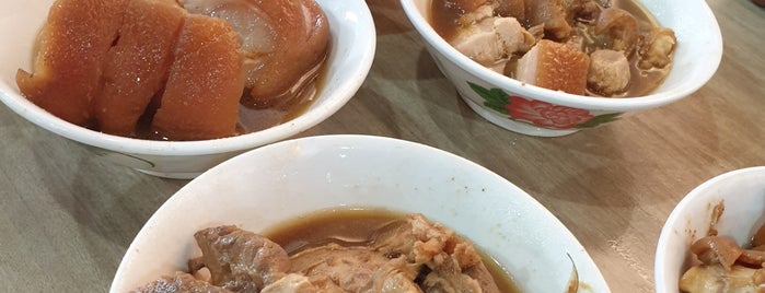 Restoran Samy&Min 三美肉骨茶 （分行）Bukit Rimau is one of Posti che sono piaciuti a MAC.