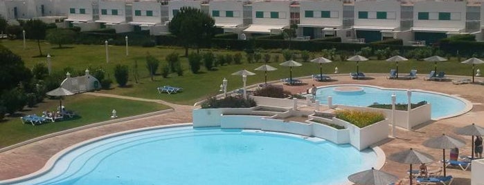 Prainha Club Hotel Alvor is one of สถานที่ที่ Mario ถูกใจ.