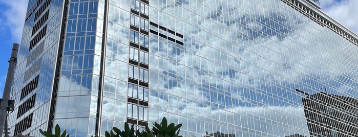 OMM Building is one of Locais curtidos por Shigeo.