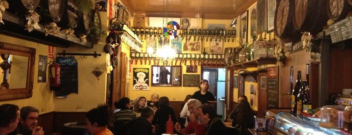 Bar Bodega Quimet is one of Lugares favoritos.