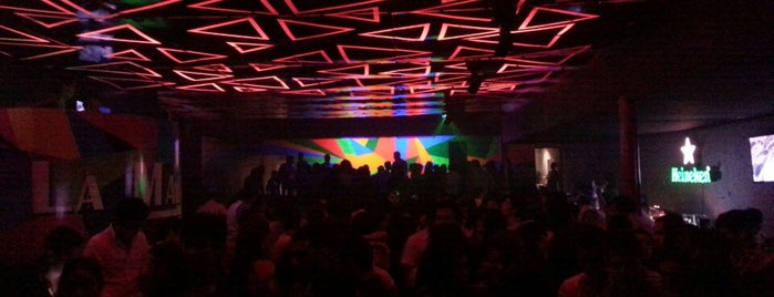 La Martina Night Club is one of Veracruz.