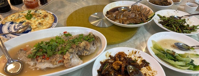 Restaurant Teochew Lao Er (老二潮州) is one of Visited.