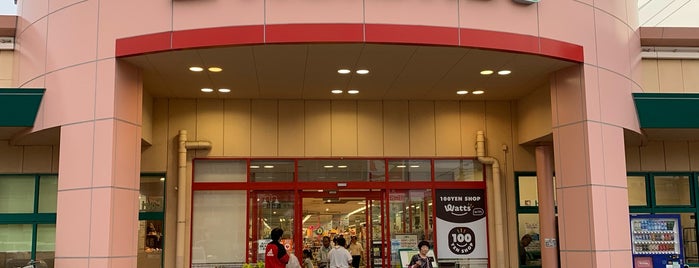 平和堂 稲沢店 is one of よく行くところ.