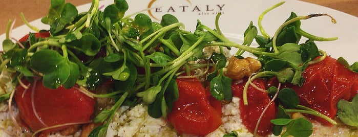 Eataly is one of Fláviaさんのお気に入りスポット.