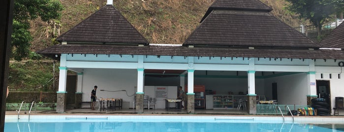 Lipan Hill Swimming Pool is one of Samarinda, INDONESIA.