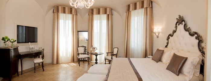 Grand Hotel Leonardo da Vinci is one of Locais curtidos por A013.