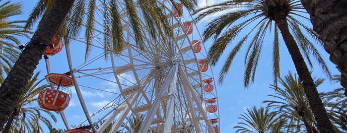 Giant Wheel is one of Kid Friendly Places in LA.