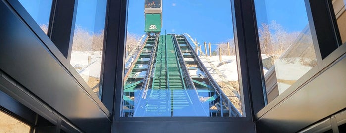 Funicular is one of Alika 님이 좋아한 장소.