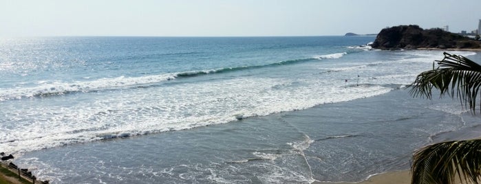 Playa Luna Palace is one of Locais curtidos por Seele.