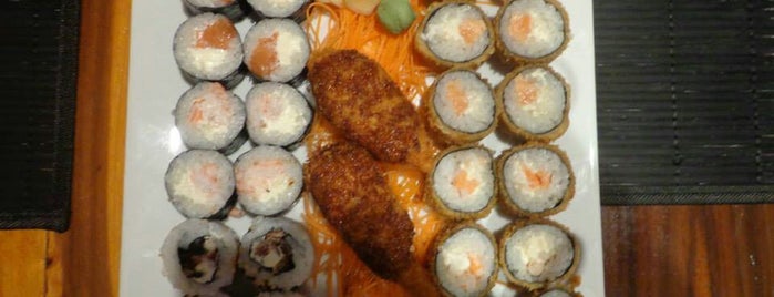 Matsuri Sushi Bar is one of Lugares favoritos de Raquel.