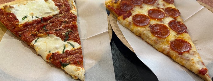 iPizzaNY is one of New York Pizza.