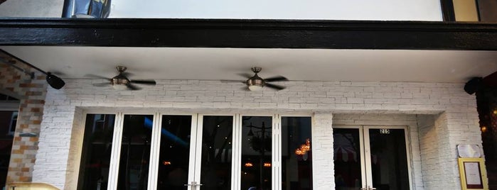 Oli's Fashion Cuisine Clematis is one of West Palm.