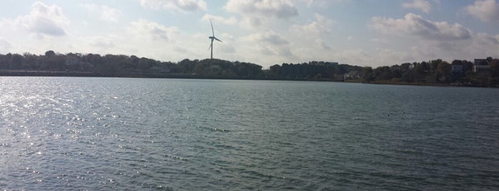 Chelsea Wind Turbine is one of M2.