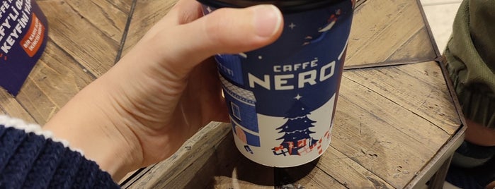 Caffè Nero is one of Semin 님이 좋아한 장소.
