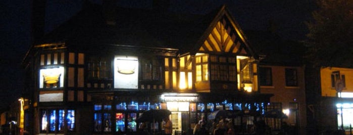 The Crown Inn is one of Cyber Beer's Good Pub Guide.