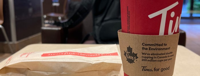 Tim Hortons is one of Must-visit Food in Toronto.