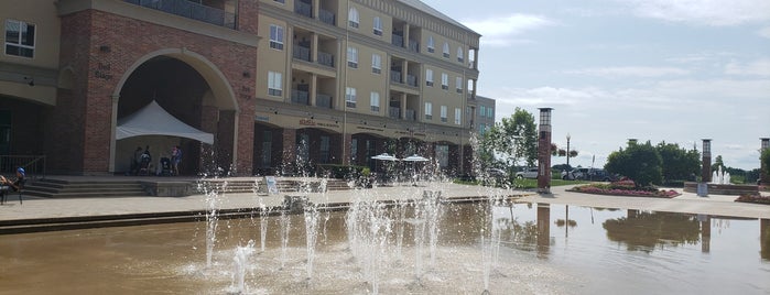 Harmony Square is one of Things to do in Brantford, Canada.