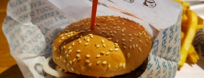 A&W is one of Lugares favoritos de Ethan.