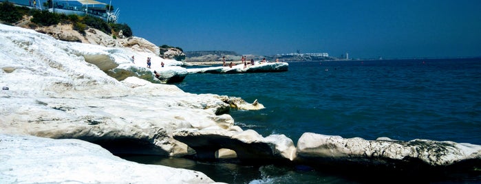 Governor's Beach is one of paphos.fm.