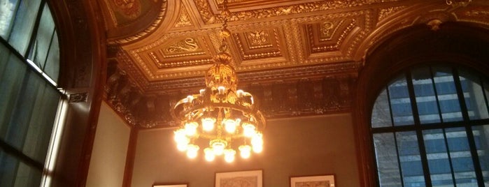 New York Public Library - Stephen A. Schwarzman Building is one of [d&a] F.R.E.S.H NYC.