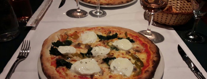 Pizzeria OKAY Italia is one of Zürich Season.