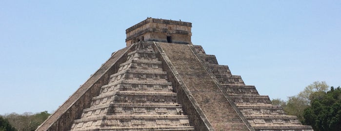 Zona Arqueológica de Chichén Itzá is one of สถานที่ที่ Acxel Wonka ถูกใจ.